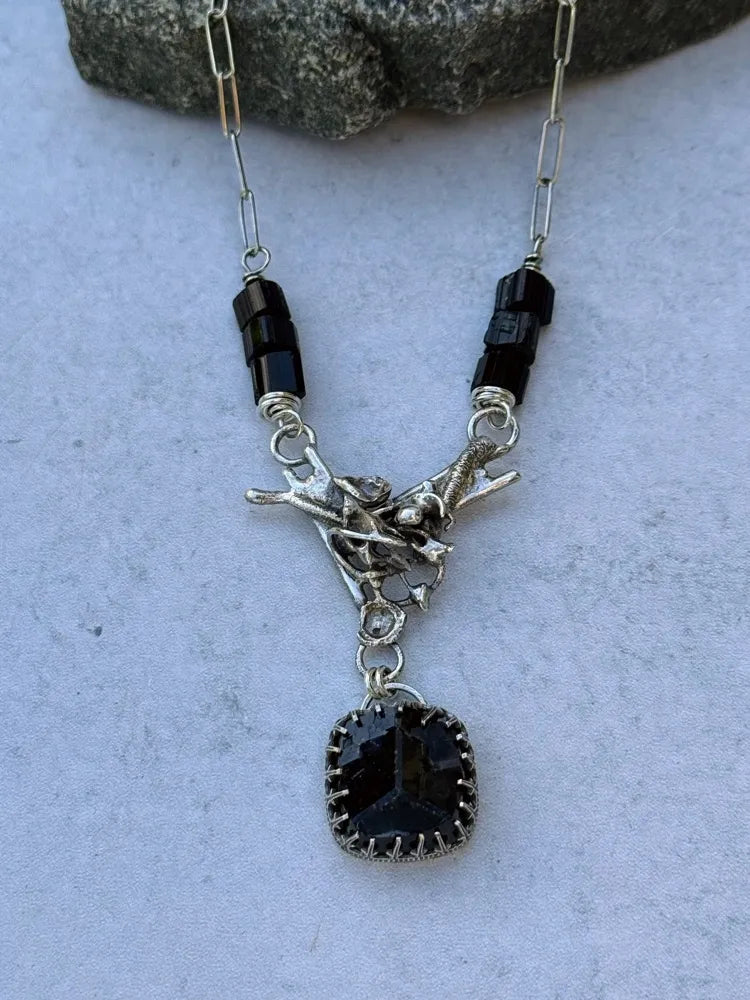 Nocturne Geometry Necklace