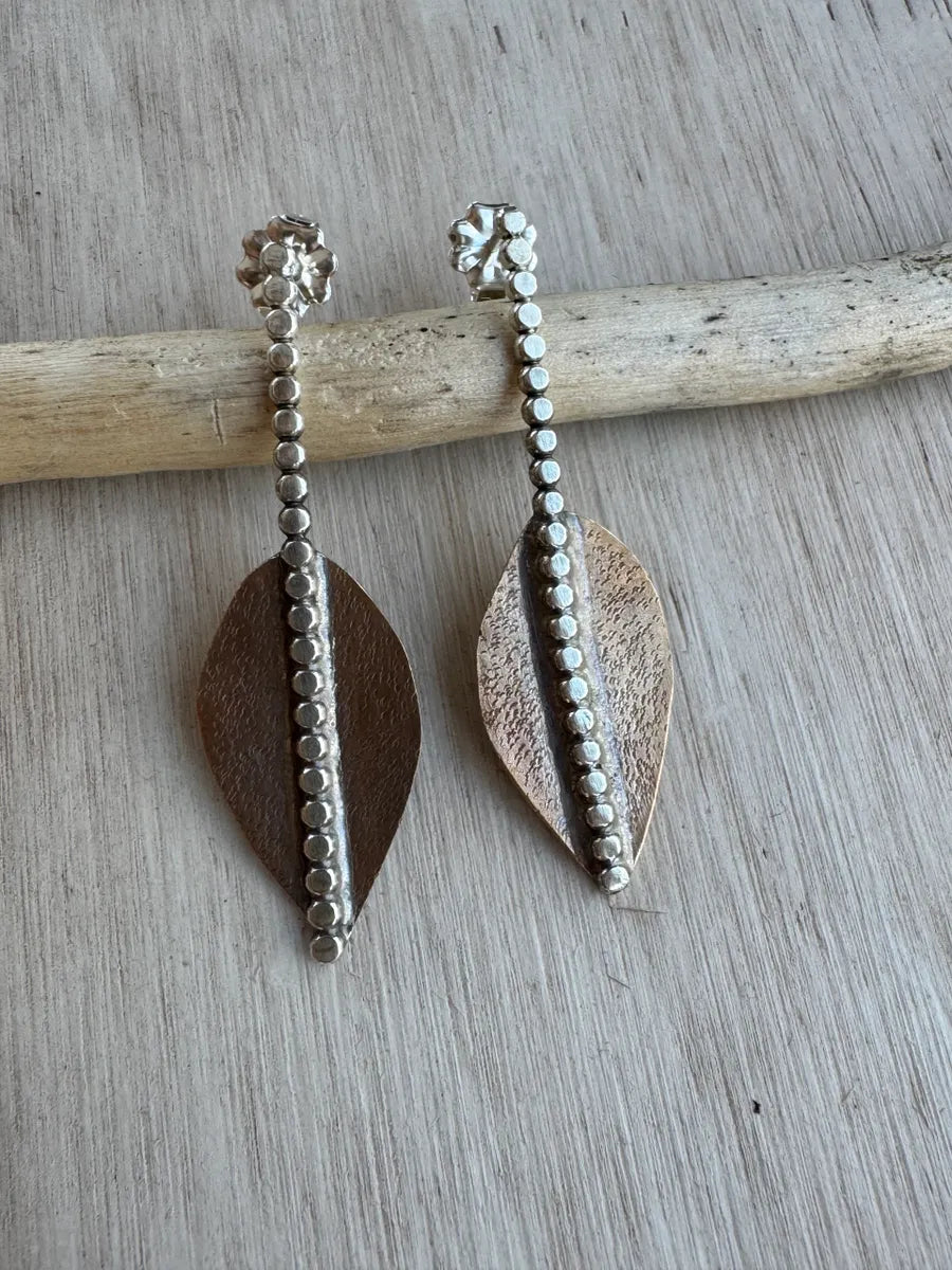 Modern Leaf Earrings Bronze/Silver