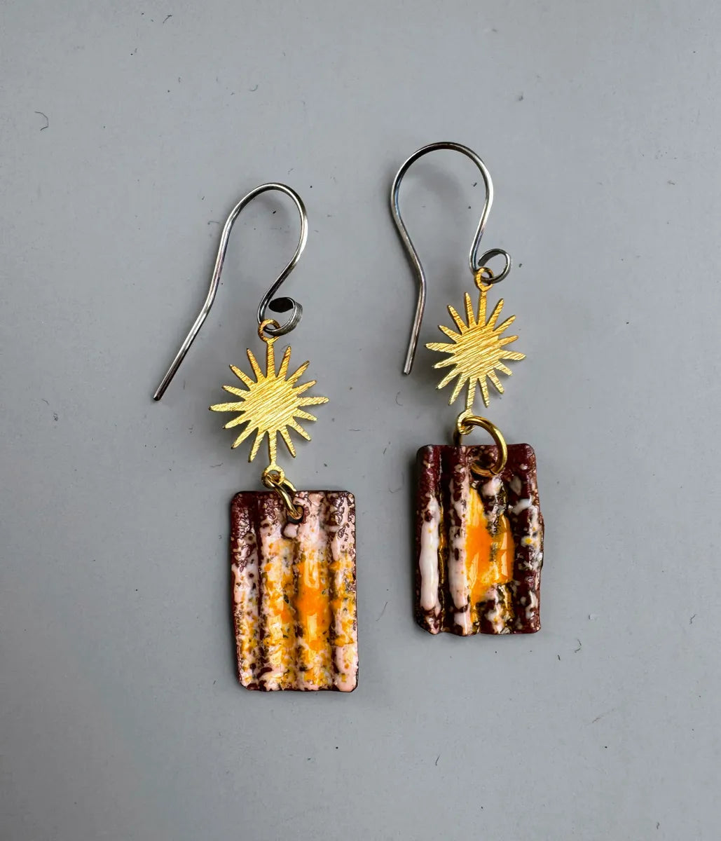 Urban relic orange pop sun charm